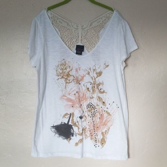 TORRID white embellished butterfly back tee - Picture 1 of 4
